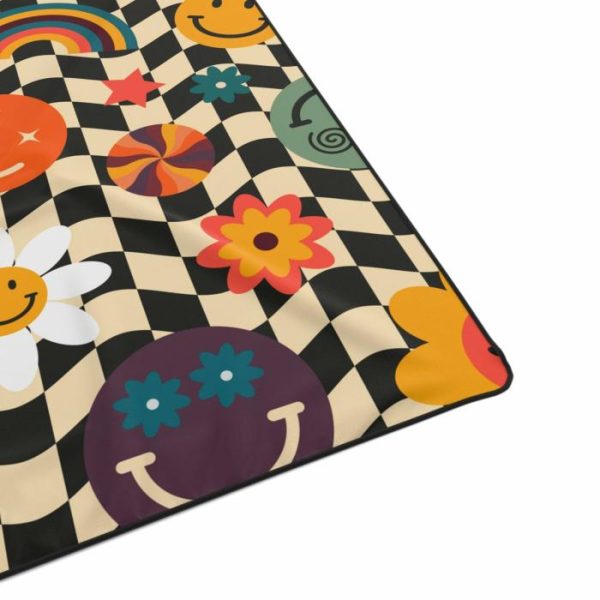 Bedding | Smiley Emoji Funky Throw Blanket Bedding Bedding