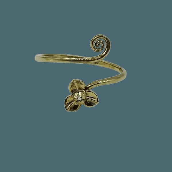 Lifestyle | Recycled Bullet Brass Flower Bangle – Swirly Home Decoration Lifestyle