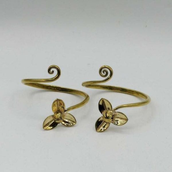 Lifestyle | Recycled Bullet Brass Flower Bangle – Swirly Home Decoration Lifestyle