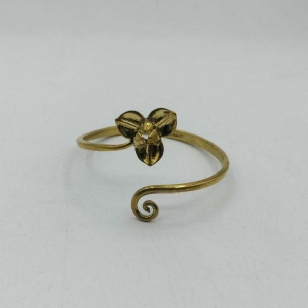 Lifestyle | Recycled Bullet Brass Flower Bangle – Swirly Home Decoration Lifestyle