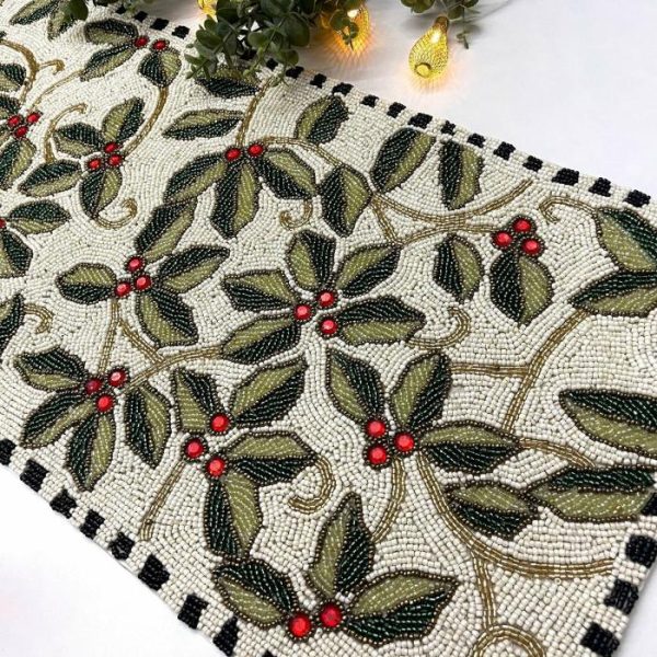 Table Linens | Christmas Berry Rectangular Beaded Table Runner Kitchen Table Linens