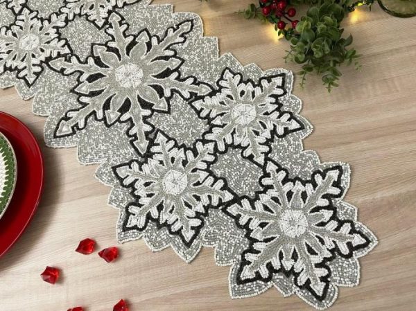 Table Linens | Christmas Snowflakes Beaded Table Runner Kitchen Table Linens