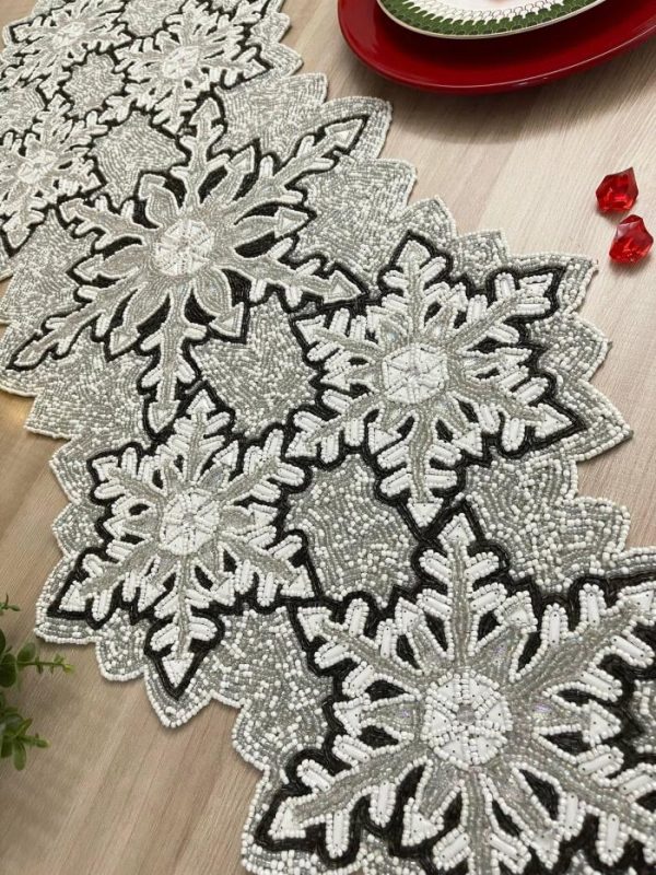 Table Linens | Christmas Snowflakes Beaded Table Runner Kitchen Table Linens