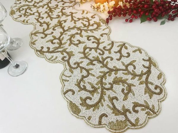 Table Linens | Classic Floral Motif Beaded Table Runner – White/Gold Kitchen Table Linens