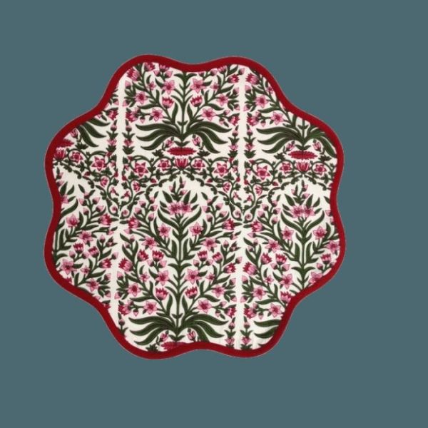 Table Linens | Red Floral Scalloped Cotton Round Placemats, 15.5" x 15.5" Kitchen Table Linens